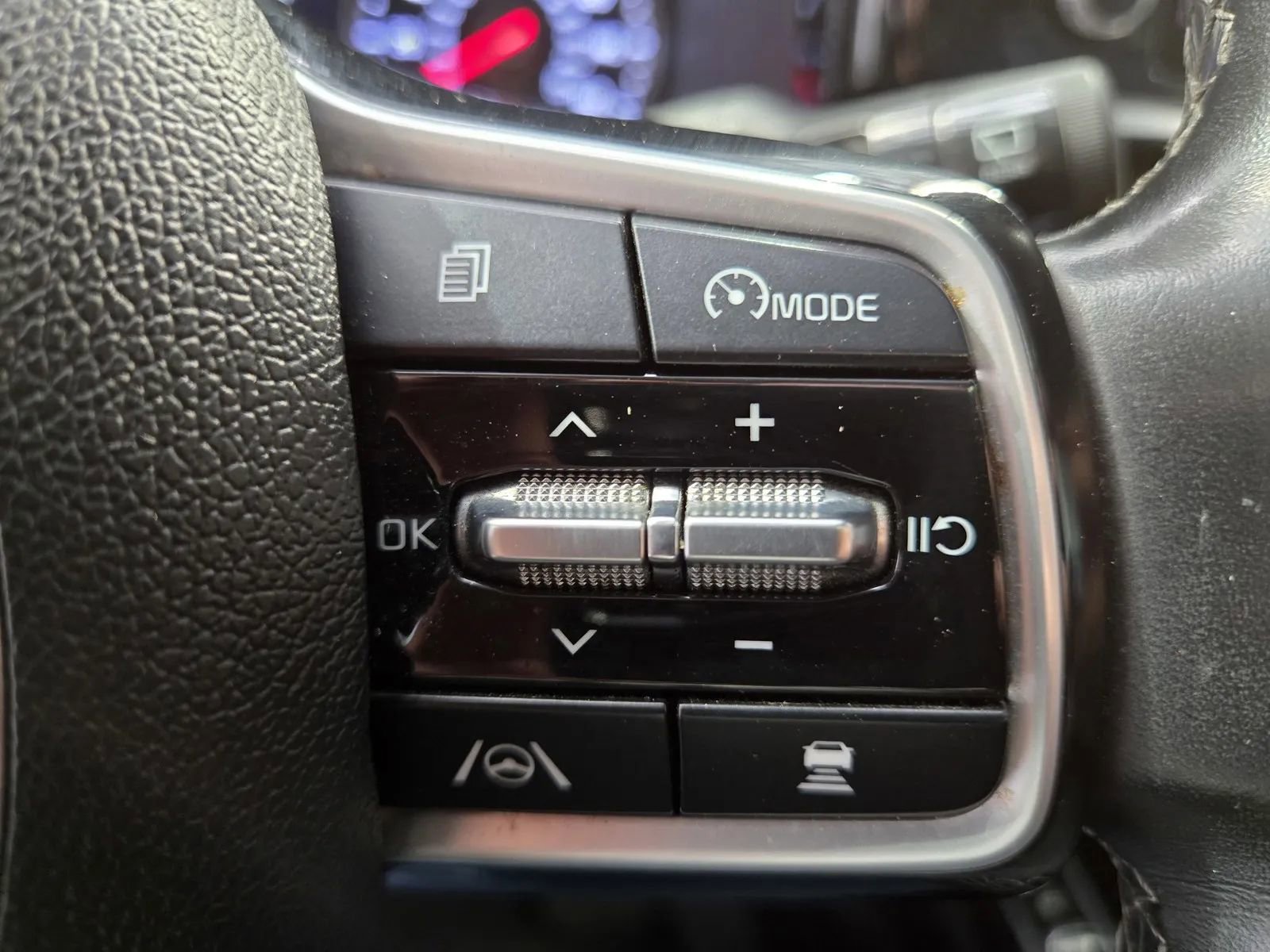 Used 2021 Kia Sorento SX FWD image 17