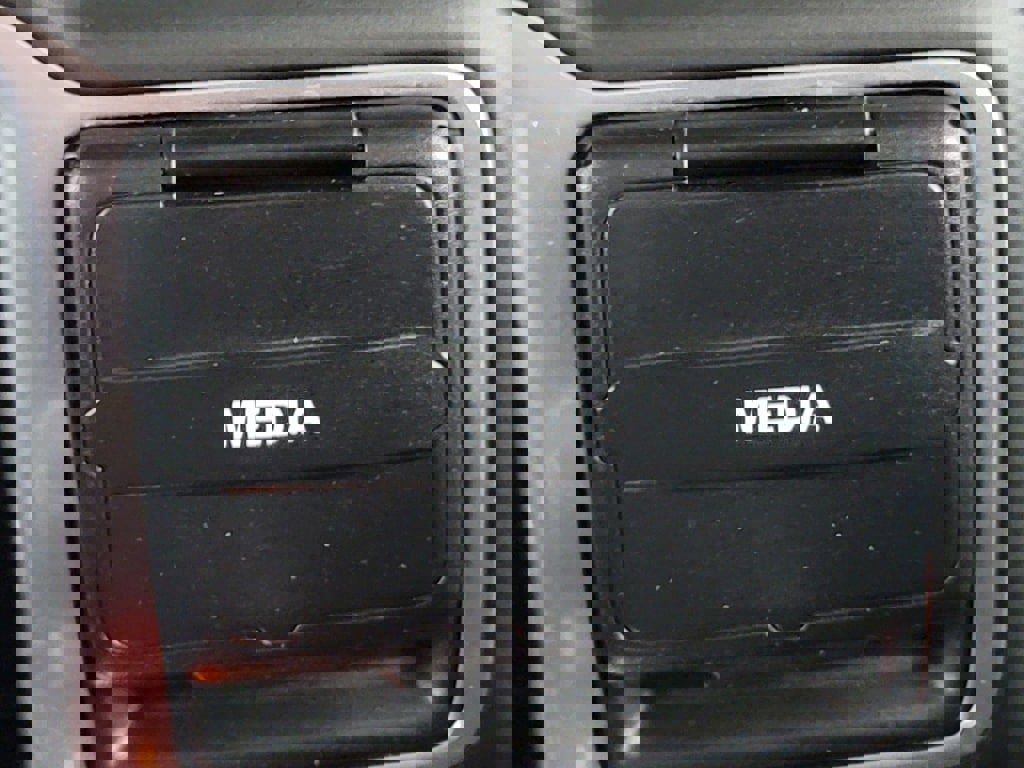 Used 2018 Jeep Wrangler Sport image 27