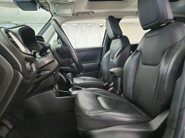 Used 2020 Jeep Renegade Limited w/ LED Lighting Group AWD/4WD image 10