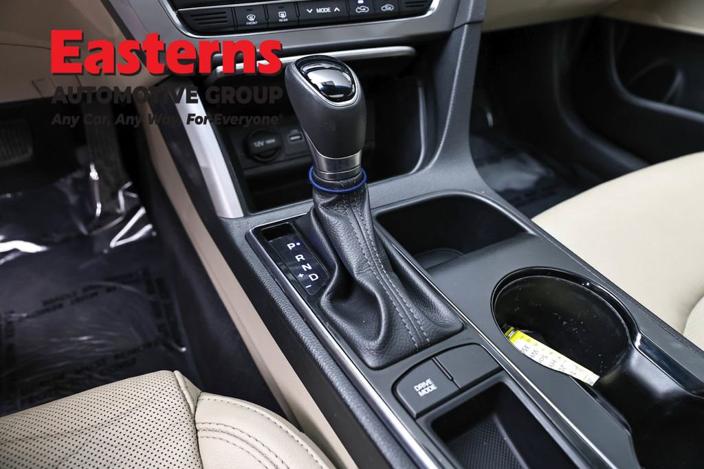 Used 2016 Hyundai Sonata Limited w/ Cargo Package FWD image 13
