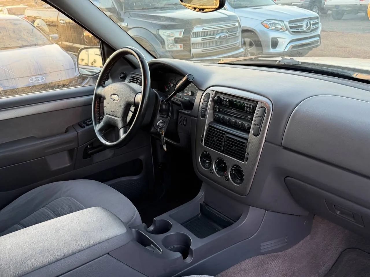 Used 2004 Ford Explorer Sport XLT AWD/4WD image 31