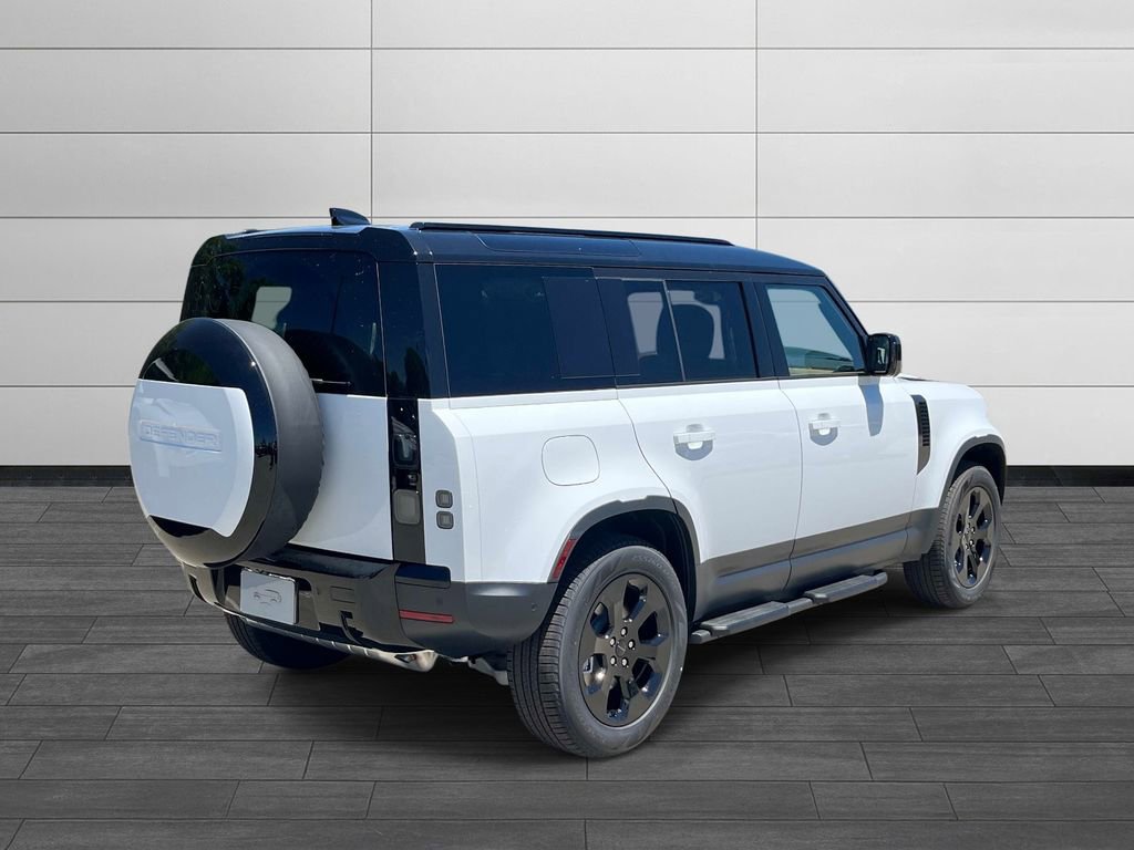 New 2026 Land Rover Defender 110 S AWD/4WD image 5