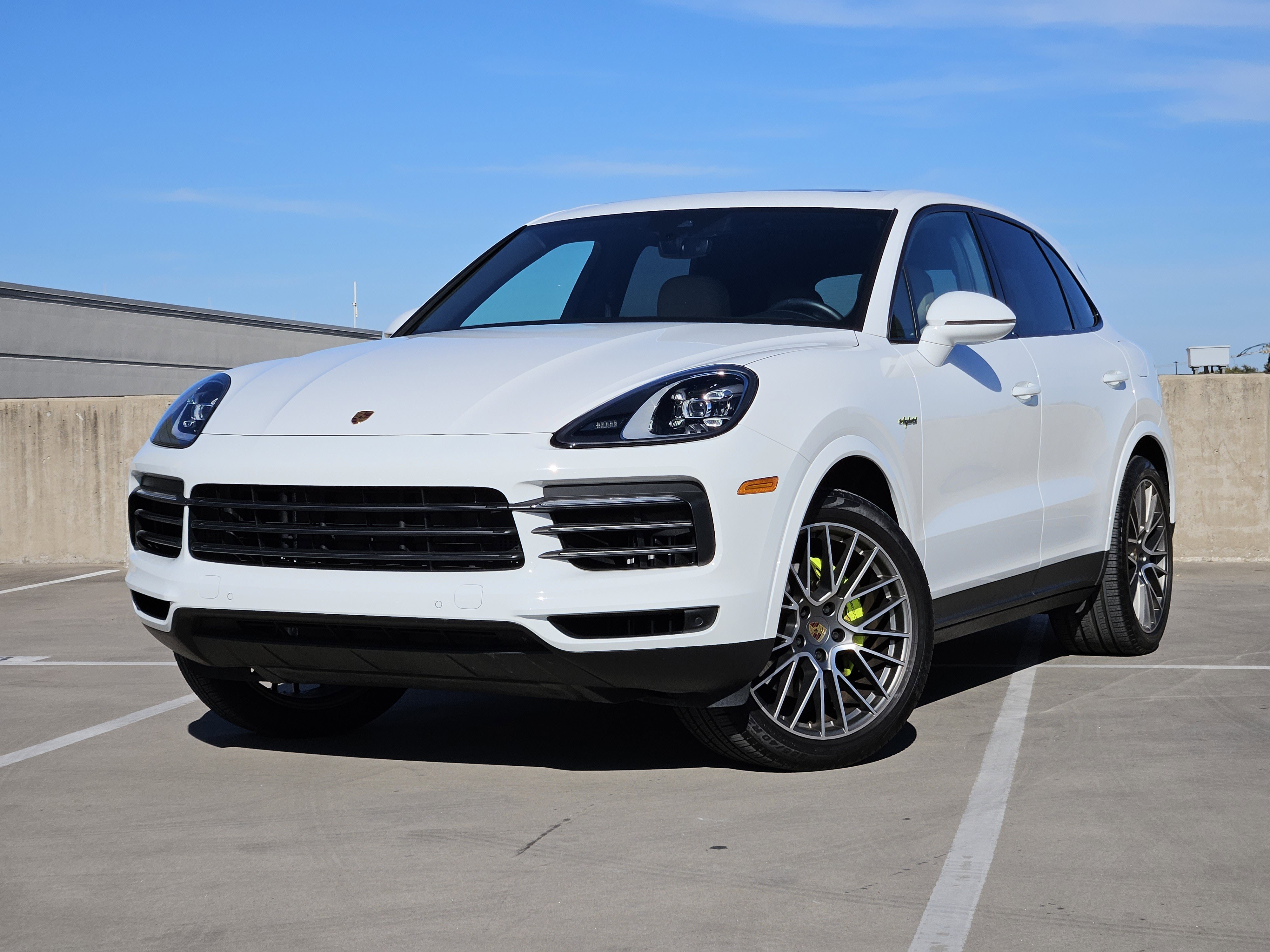Certified 2022 Porsche Cayenne Platinum Edition