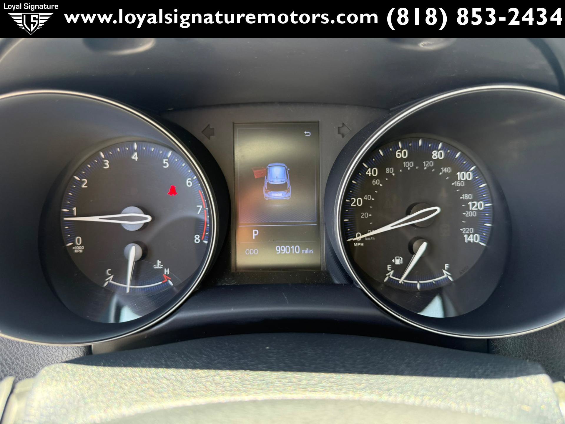Used 2019 Toyota C-HR LE FWD image 20