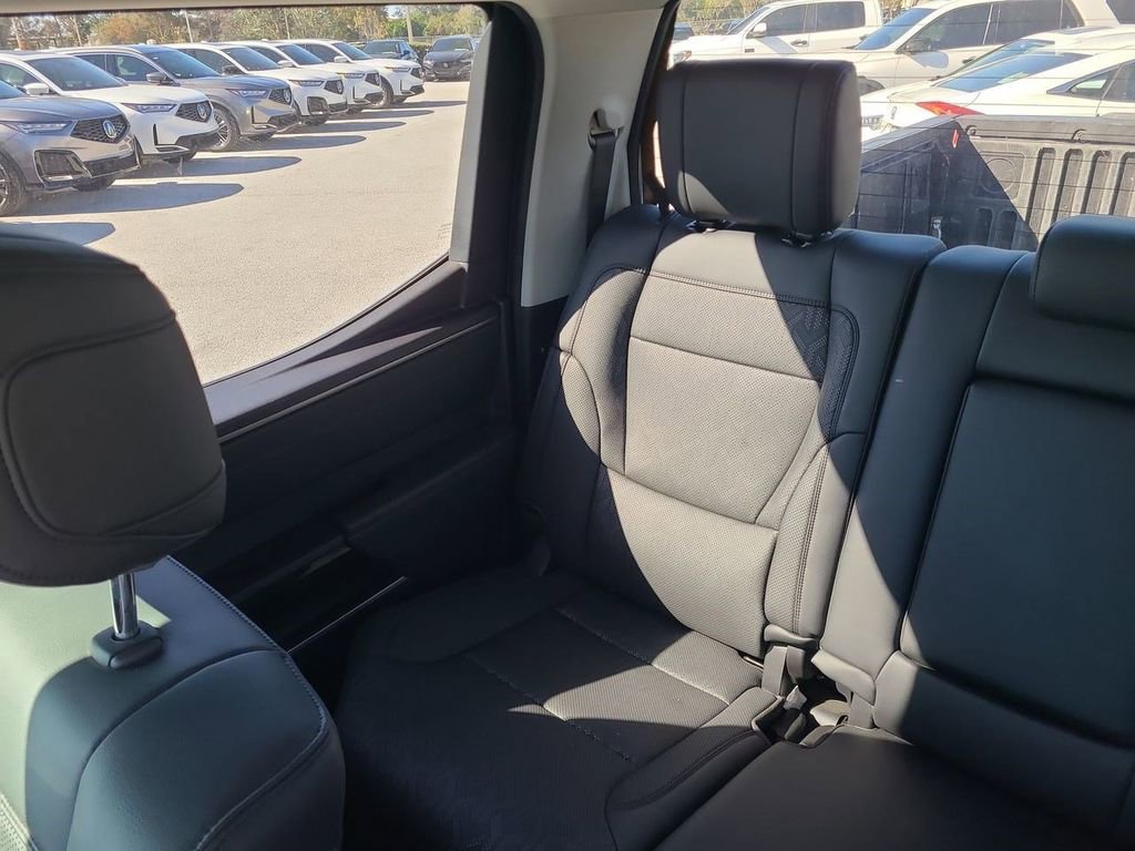 Used 2023 Toyota Tundra Limited image 4