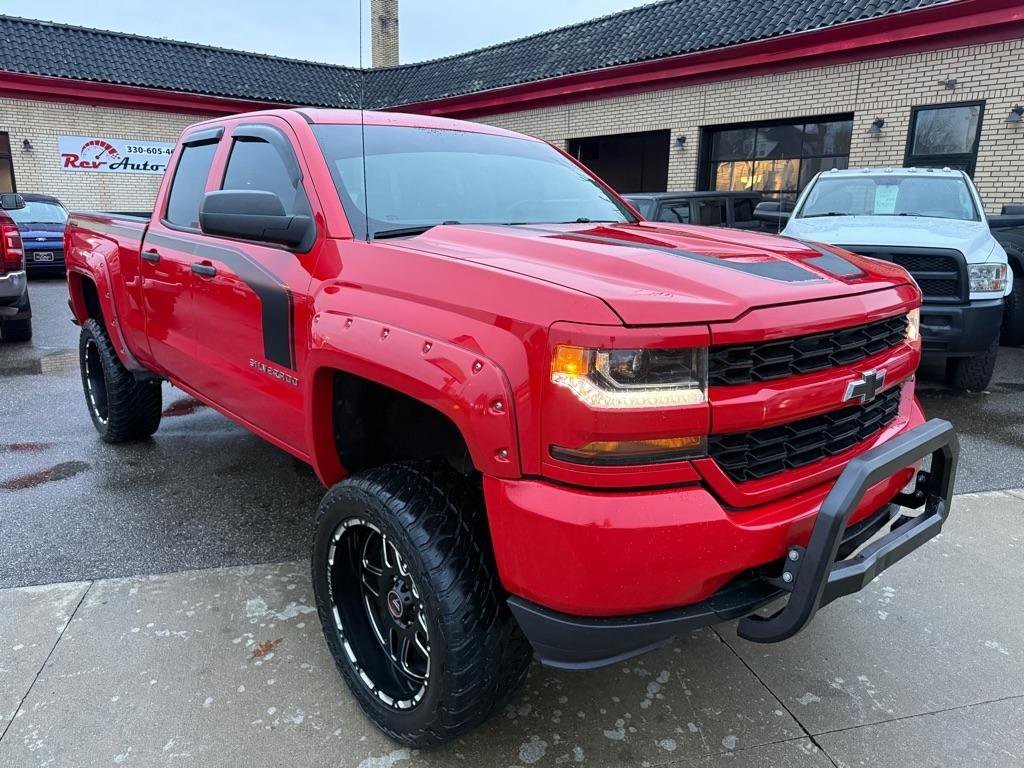 Used 2017 Chevrolet Silverado 1500 Custom image 3