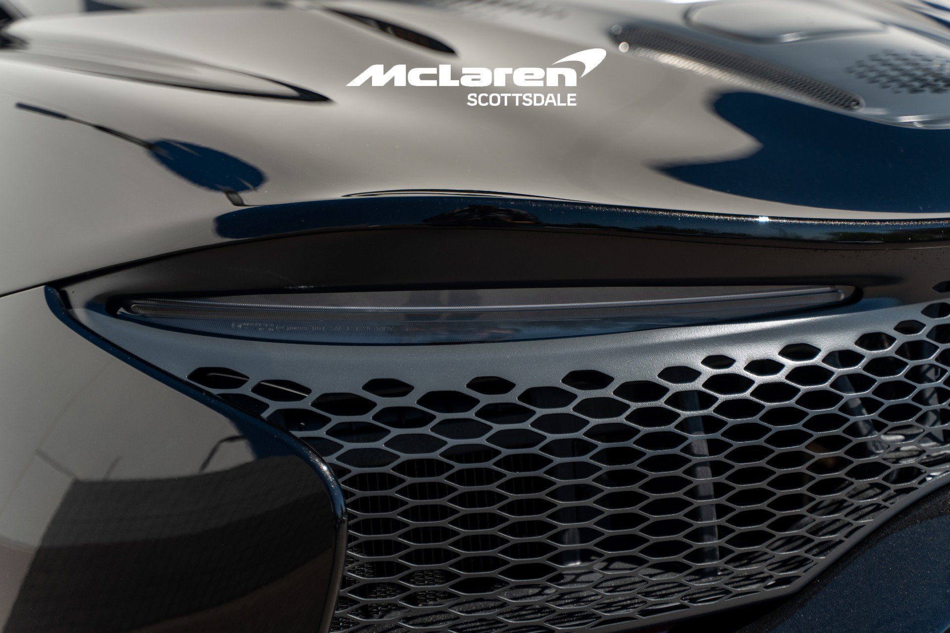 New 2026 McLaren Artura image 14