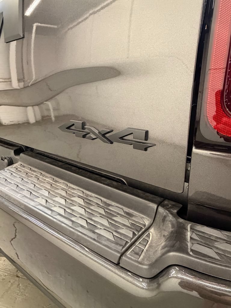 New 2026 RAM 2500 Tradesman AWD/4WD image 38