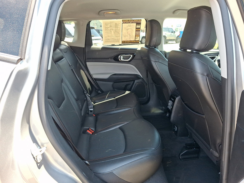 Used 2022 Jeep Compass Limited AWD/4WD image 15