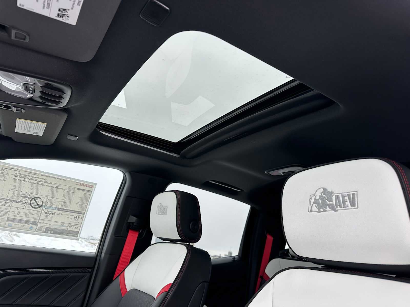 New 2026 GMC Canyon AT4X w/ AT4X AEV Edition AWD/4WD image 24