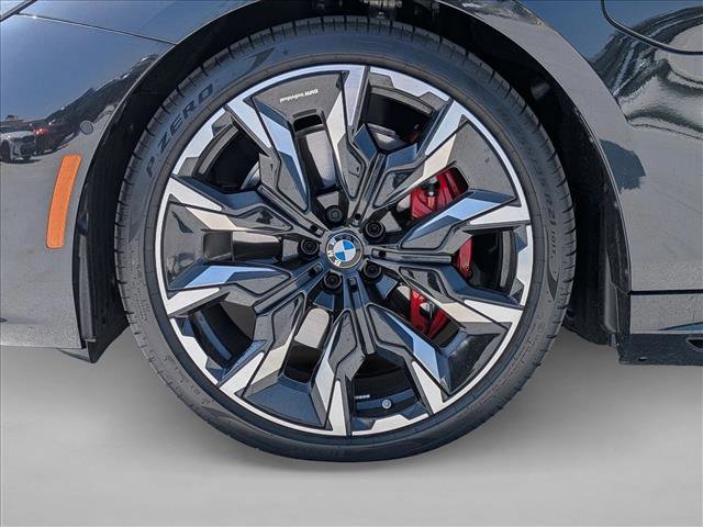 Used 2026 BMW 550e xDrive image 15