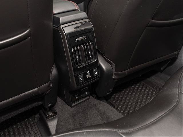 Used 2022 Jeep Compass Trailhawk w/ Trailhawk Elite Group AWD/4WD image 18