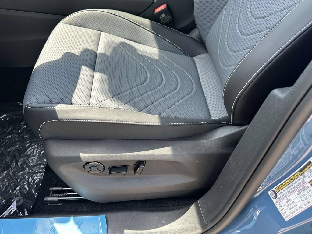 New 2026 Volkswagen Tiguan SE AWD/4WD image 14