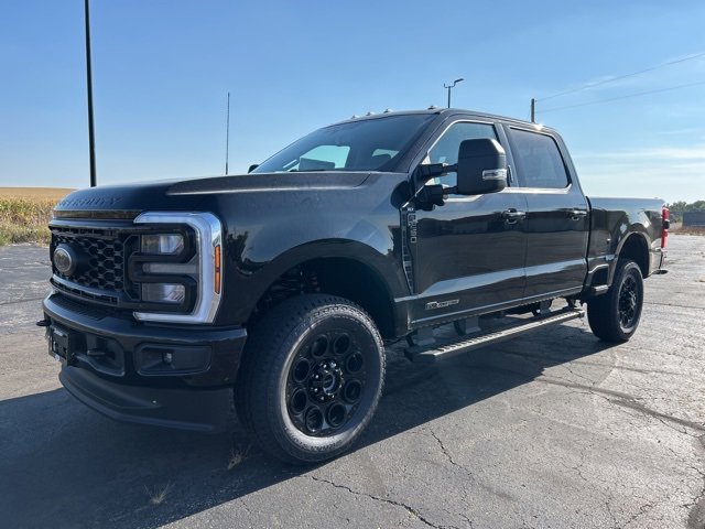 New 2026 Ford F250 4x4 Crew Cab Super Duty image 1
