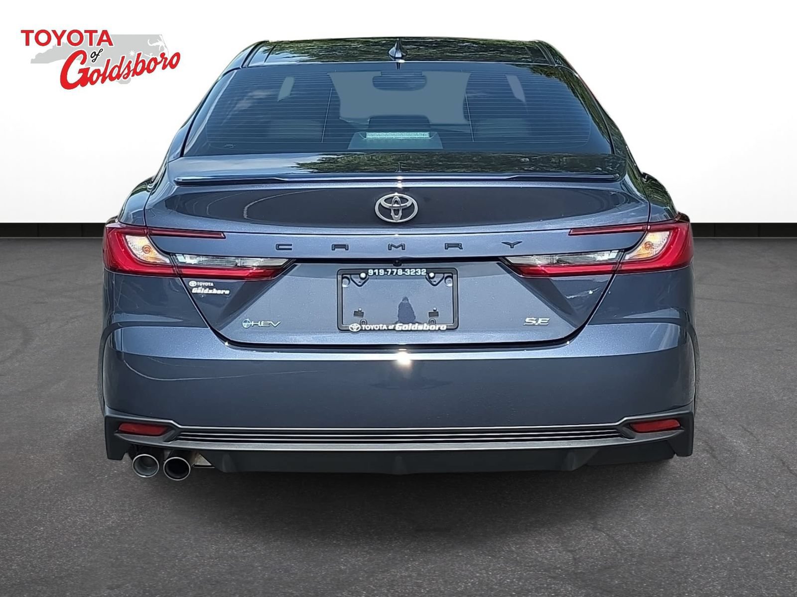 Used 2026 Toyota Camry SE w/ Convenience Package FWD image 6