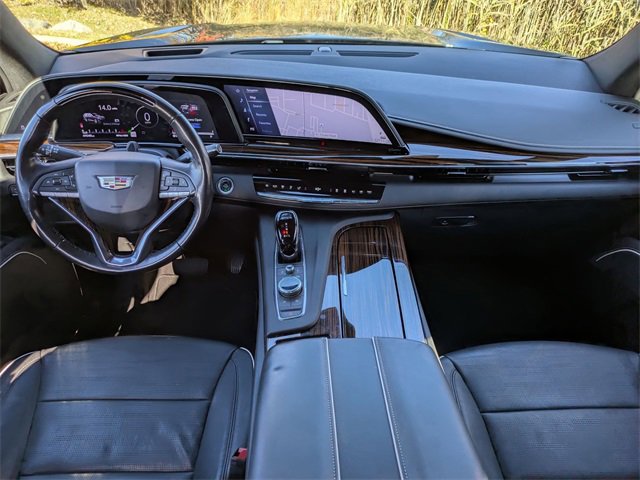 Used 2023 Cadillac Escalade Premium Luxury image 22