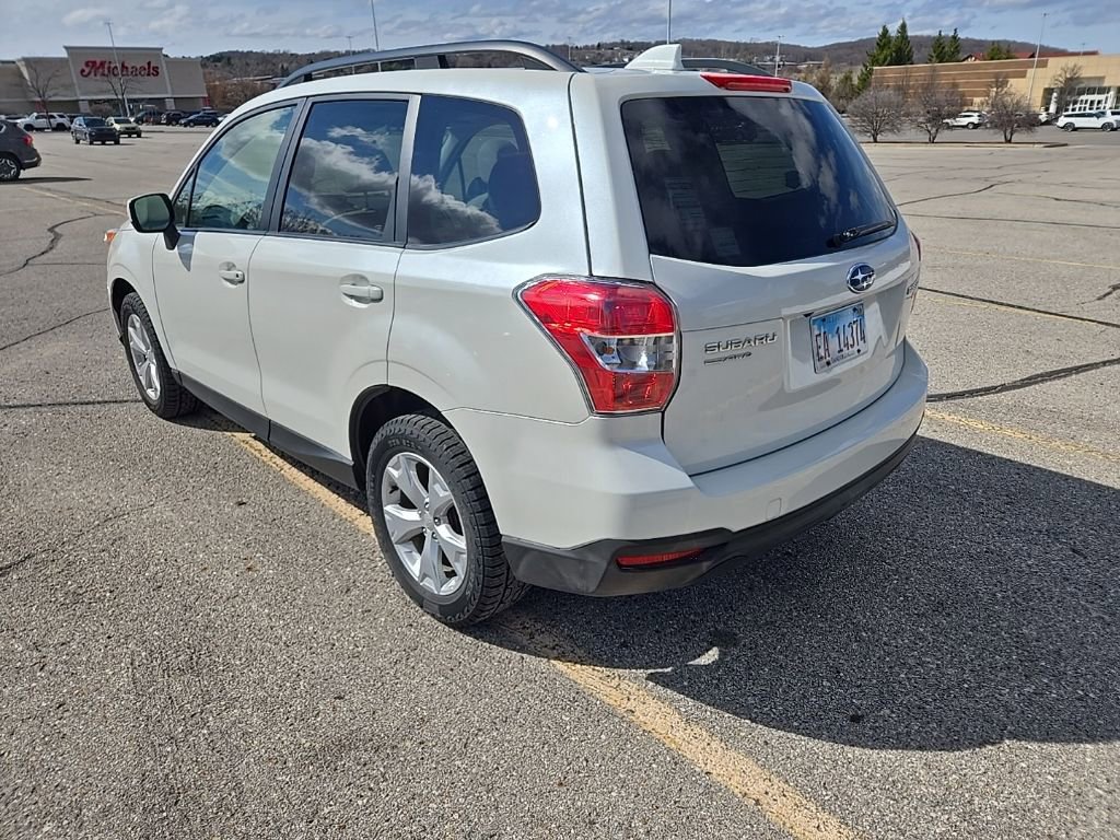 Used 2016 Subaru Forester 2.5i Premium w/ All-Weather Package image 3