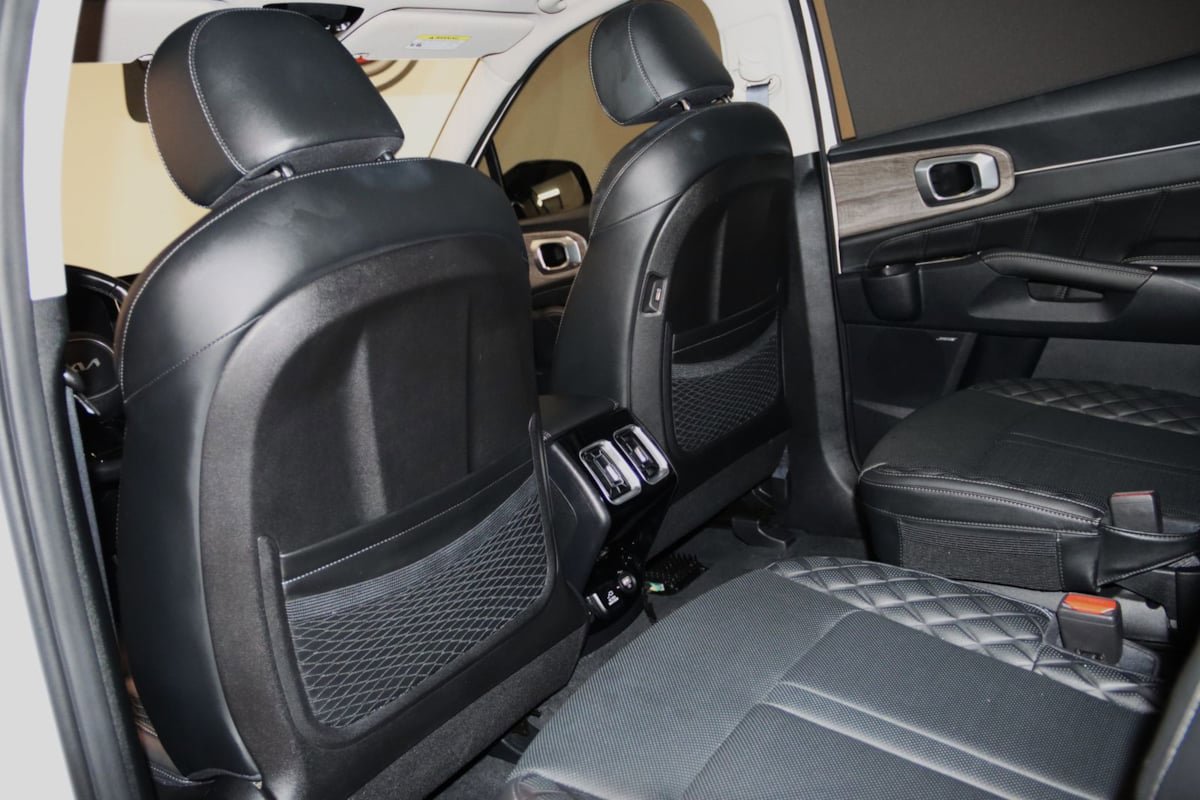 Used 2023 Kia Sorento SX Prestige image 59
