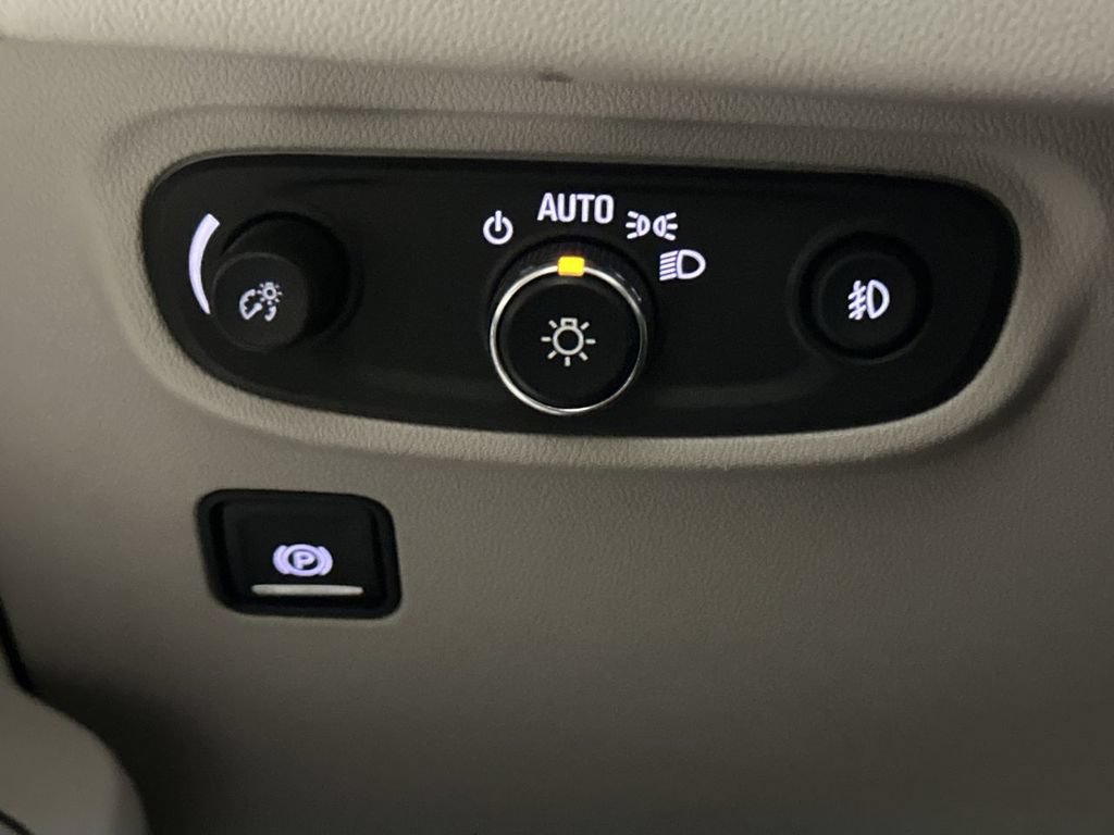 Used 2018 GMC Terrain Denali w/ Advanced Safety Package AWD/4WD image 58