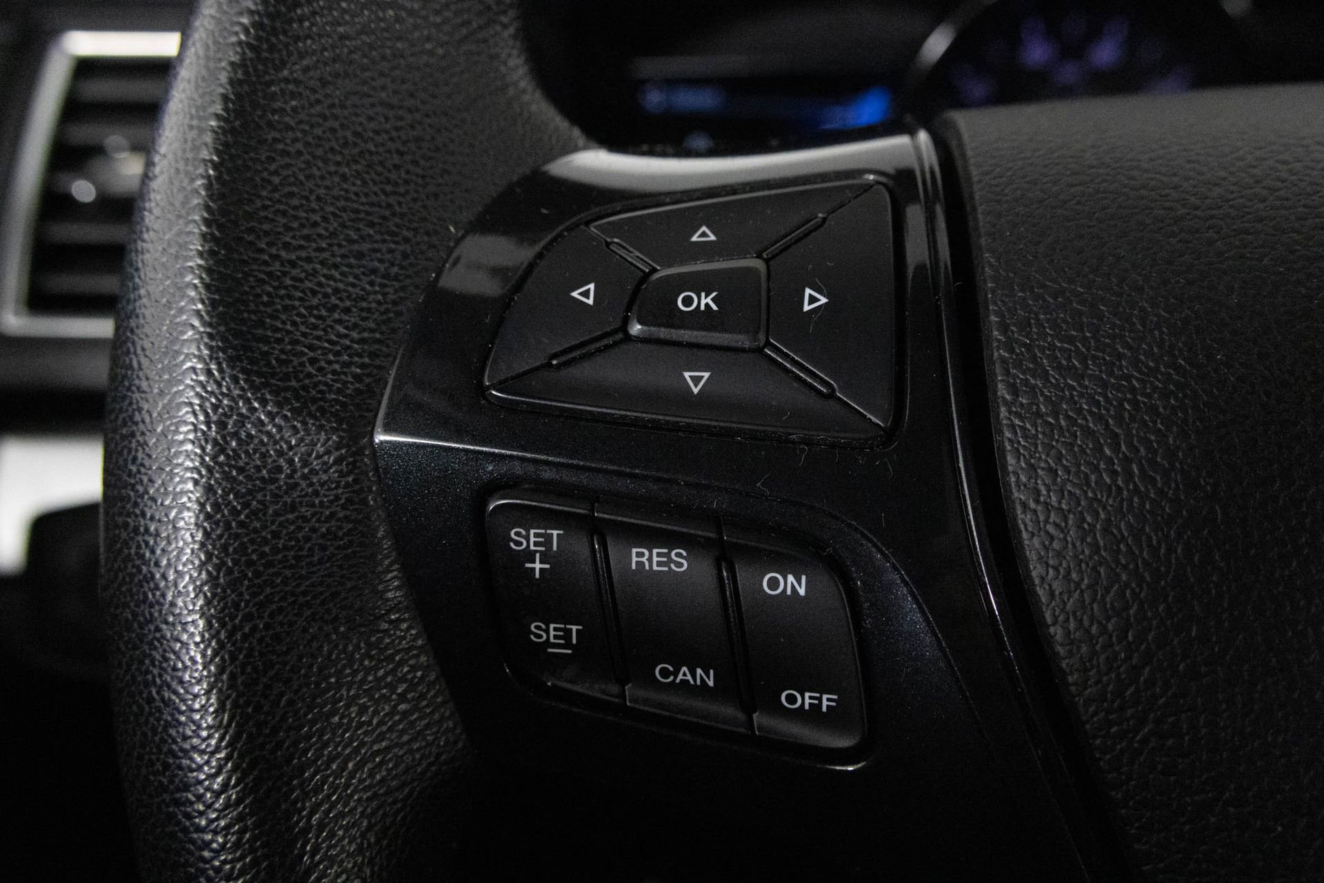 Used 2018 Ford Explorer Sport image 29