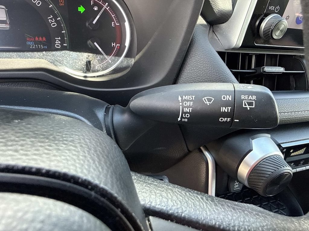 Used 2024 Toyota RAV4 LE FWD image 33
