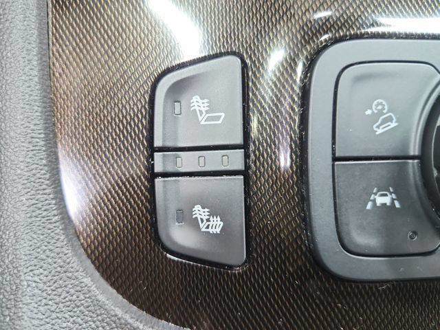 Used 2023 GMC Acadia AT4 w/ Trailering Package AWD/4WD image 34