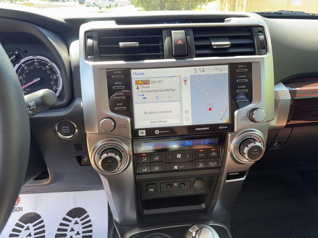 Used 2024 Toyota 4Runner Limited AWD/4WD image 18