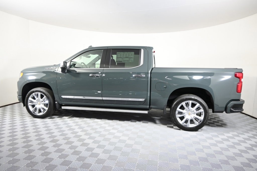 New 2026 Chevrolet Silverado 1500 High Country image 3
