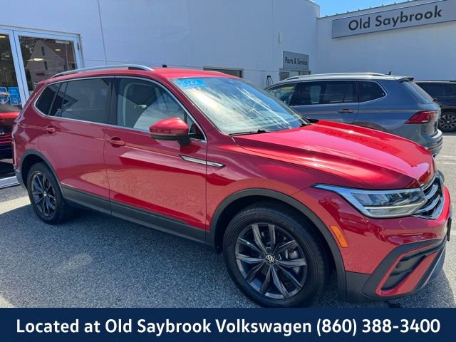 Used 2022 Volkswagen Tiguan SE image 3