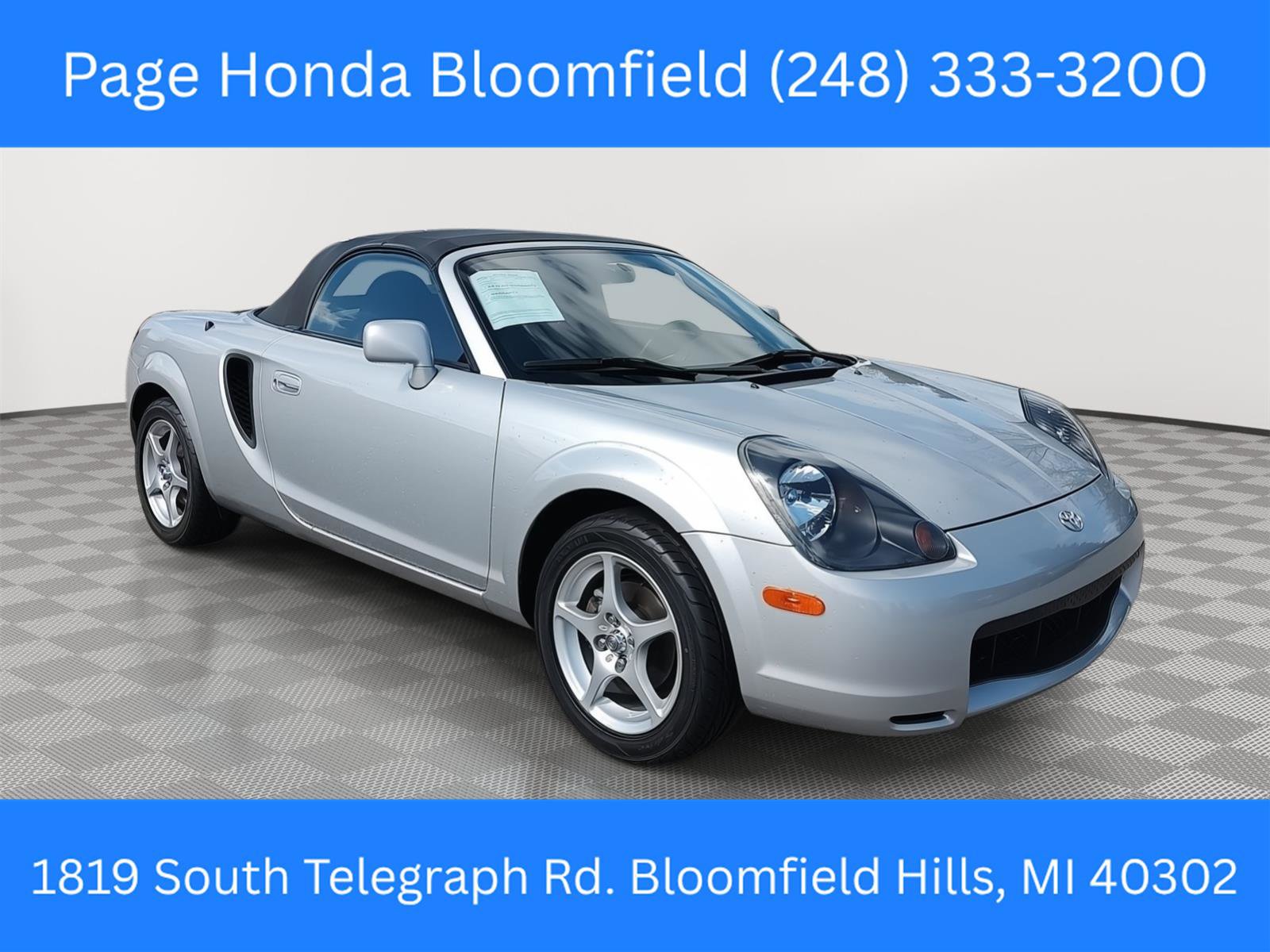 Used 2002 Toyota MR2 RWD image 1