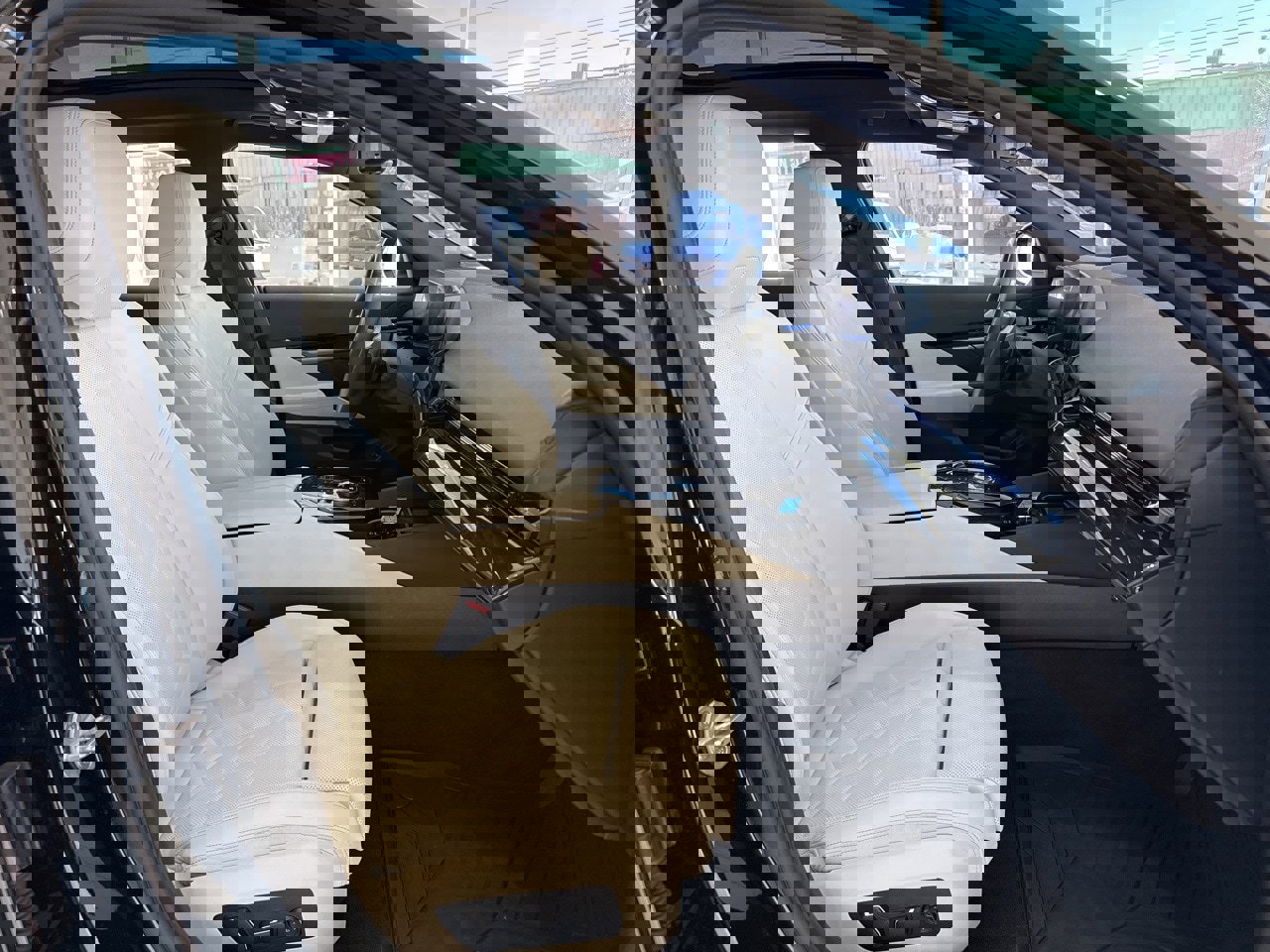 Certified 2025 BMW 530i xDrive 530i xDrive w/ Premium Package image 53