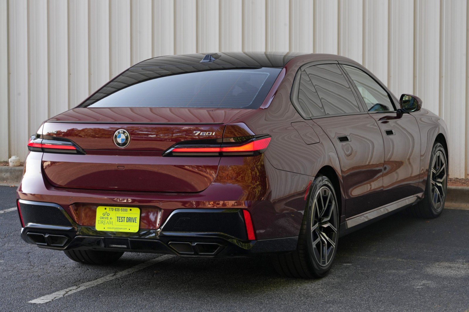Used 2023 BMW 760i xDrive AWD/4WD image 60