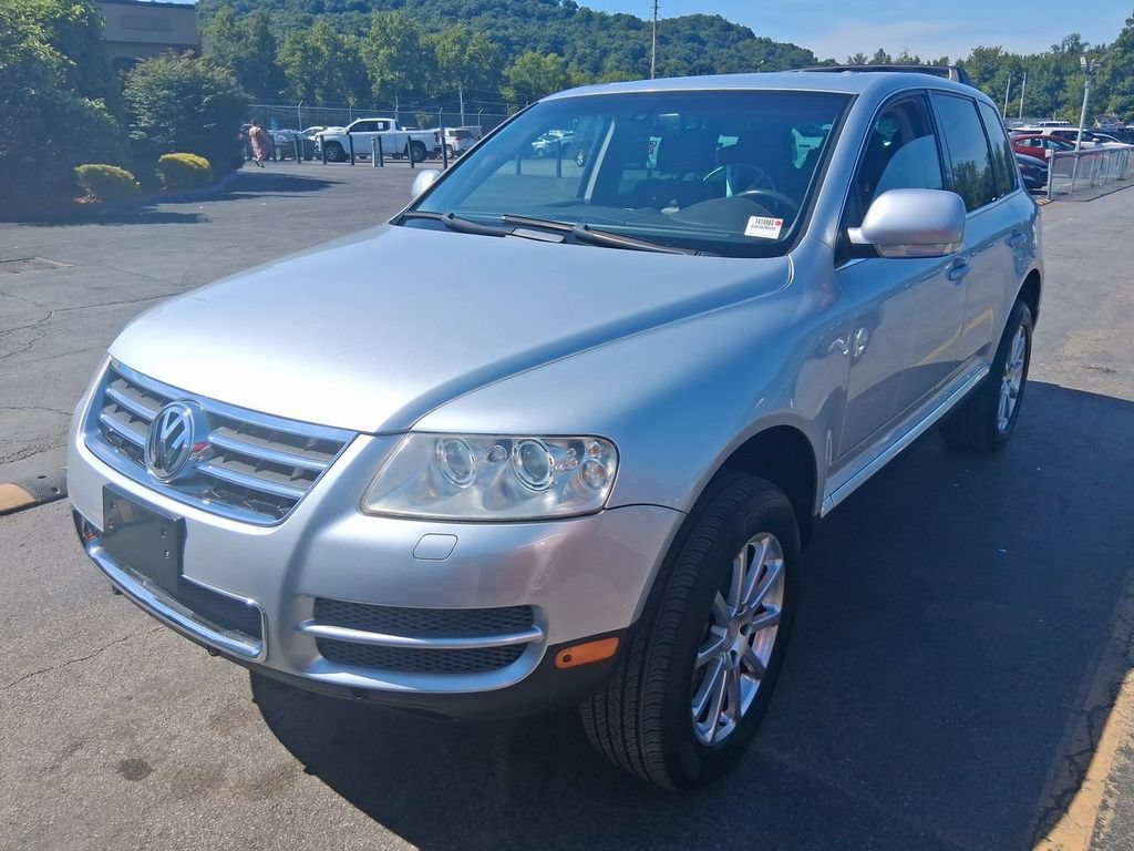 Used 2006 Volkswagen Touareg V10 TDI AWD/4WD image 2