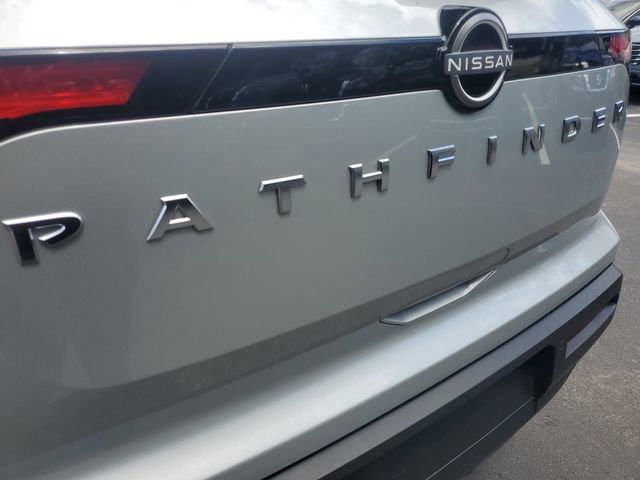 Certified 2025 Nissan Pathfinder S image 7