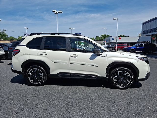 Certified 2025 Subaru Forester Limited AWD/4WD image 11