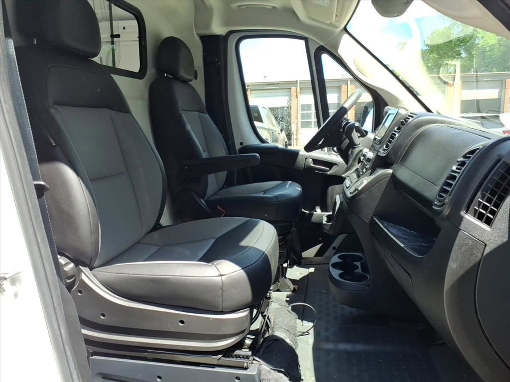 Used 2025 RAM ProMaster 2500 w/ Convenience Group FWD image 26