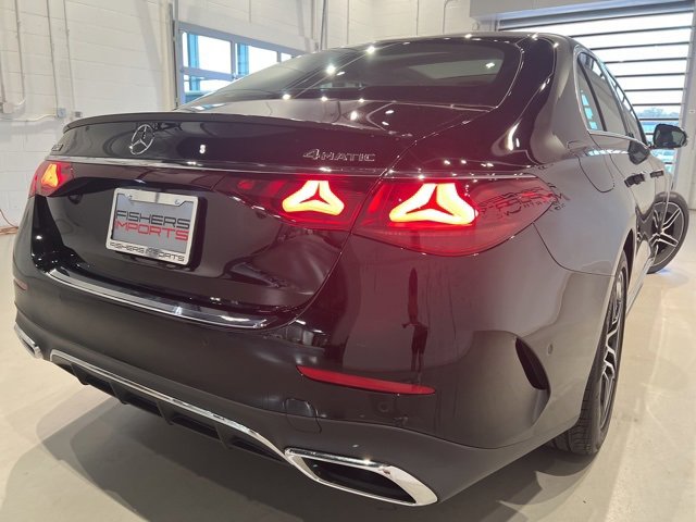 Used 2025 Mercedes-Benz E 350 4MATIC Sedan image 7