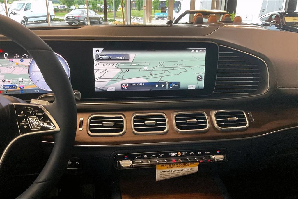 New 2026 Mercedes-Benz Maybach GLS 600 4MATIC image 7