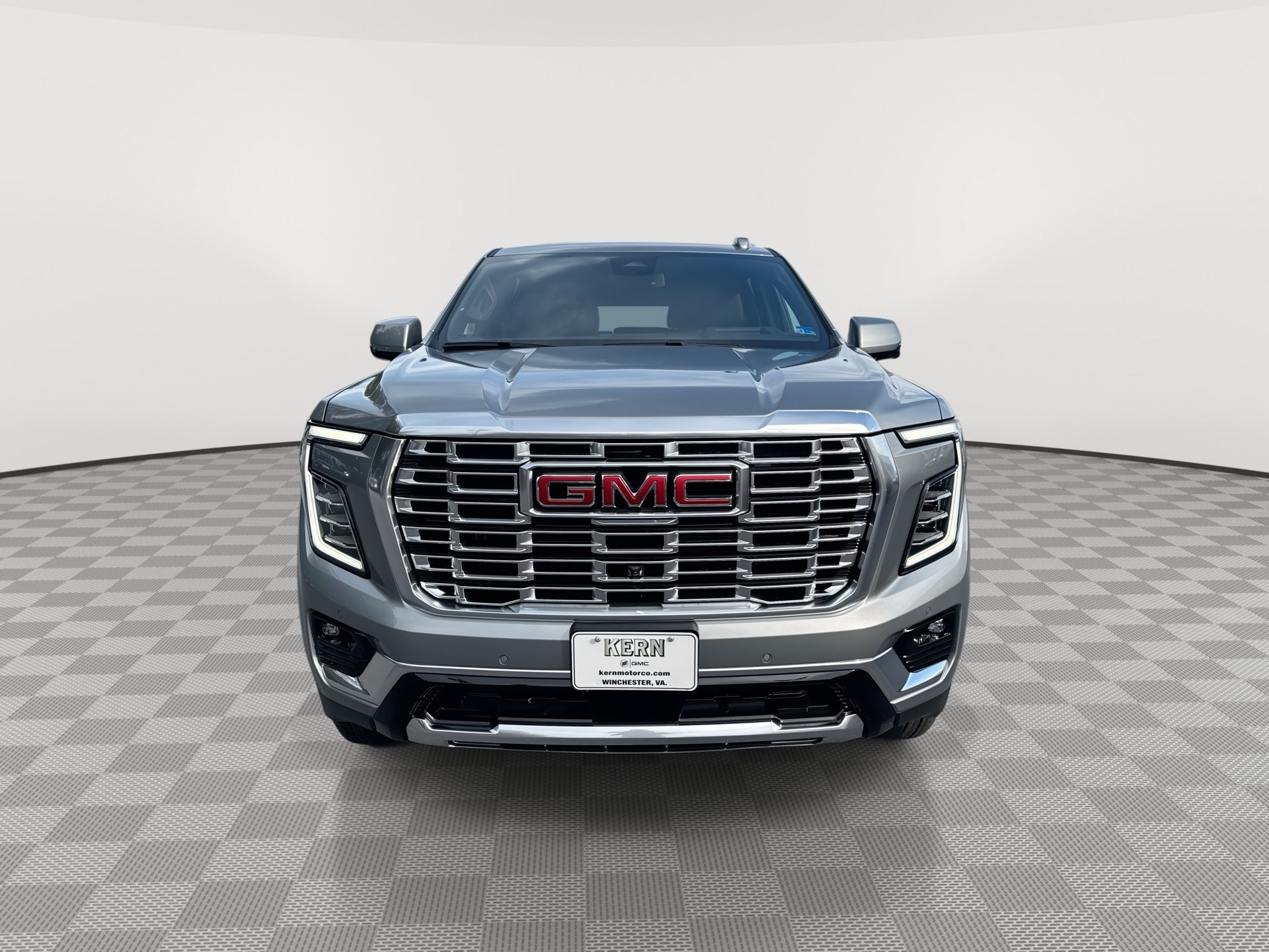 New 2026 GMC Yukon XL Denali w/ Sun & Power Step Package AWD/4WD image 3