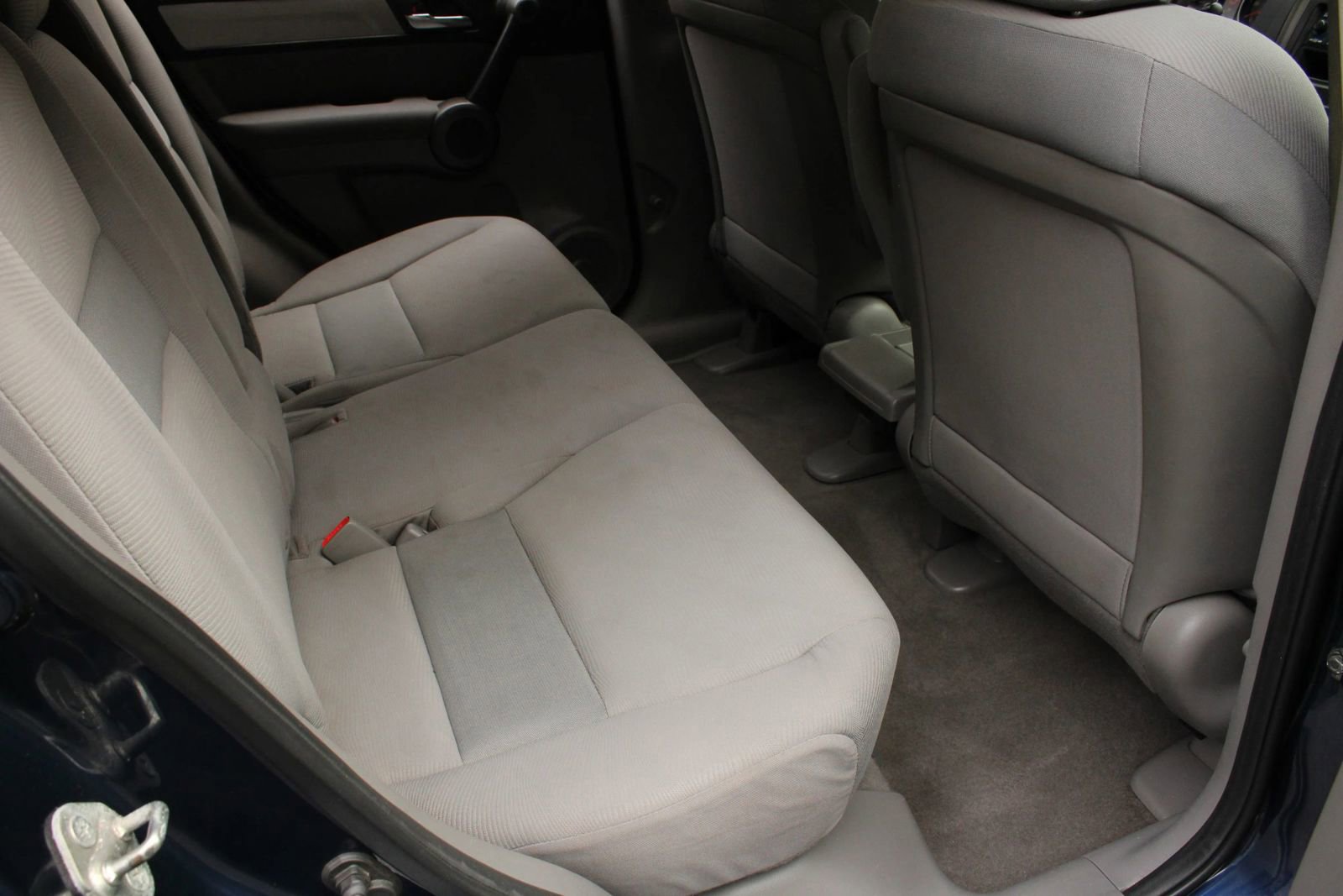 Used 2011 Honda CR-V LX image 28