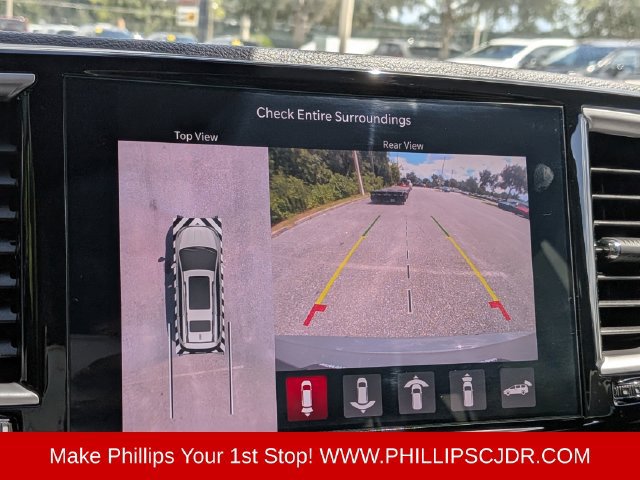 Used 2025 Chrysler Pacifica Select FWD image 19