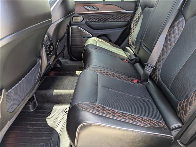 Used 2023 Jeep Grand Cherokee Summit w/ Advanced Protech Group IV AWD/4WD image 20