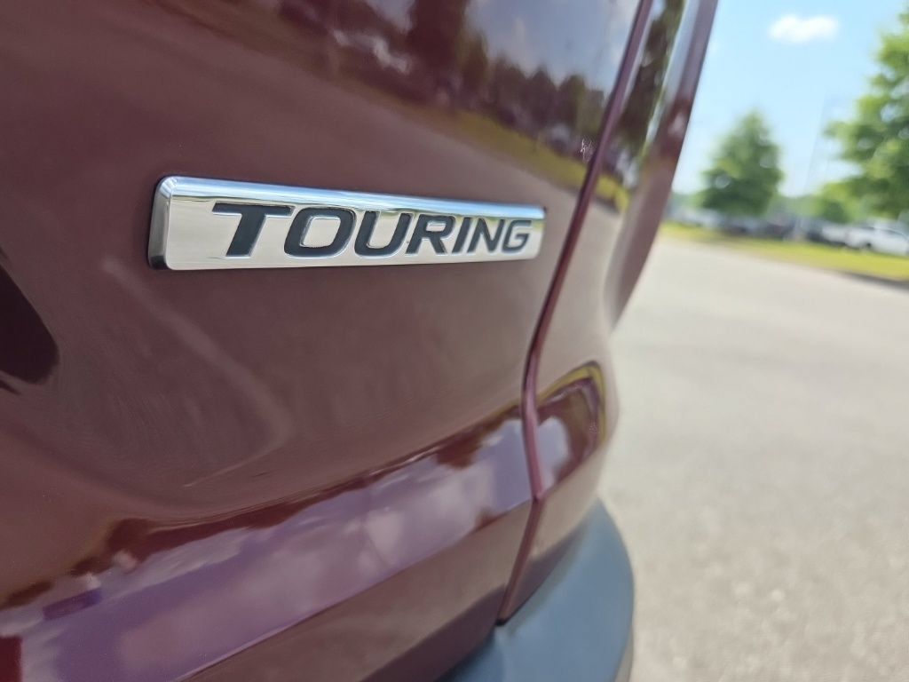 Used 2018 Honda CR-V Touring image 34