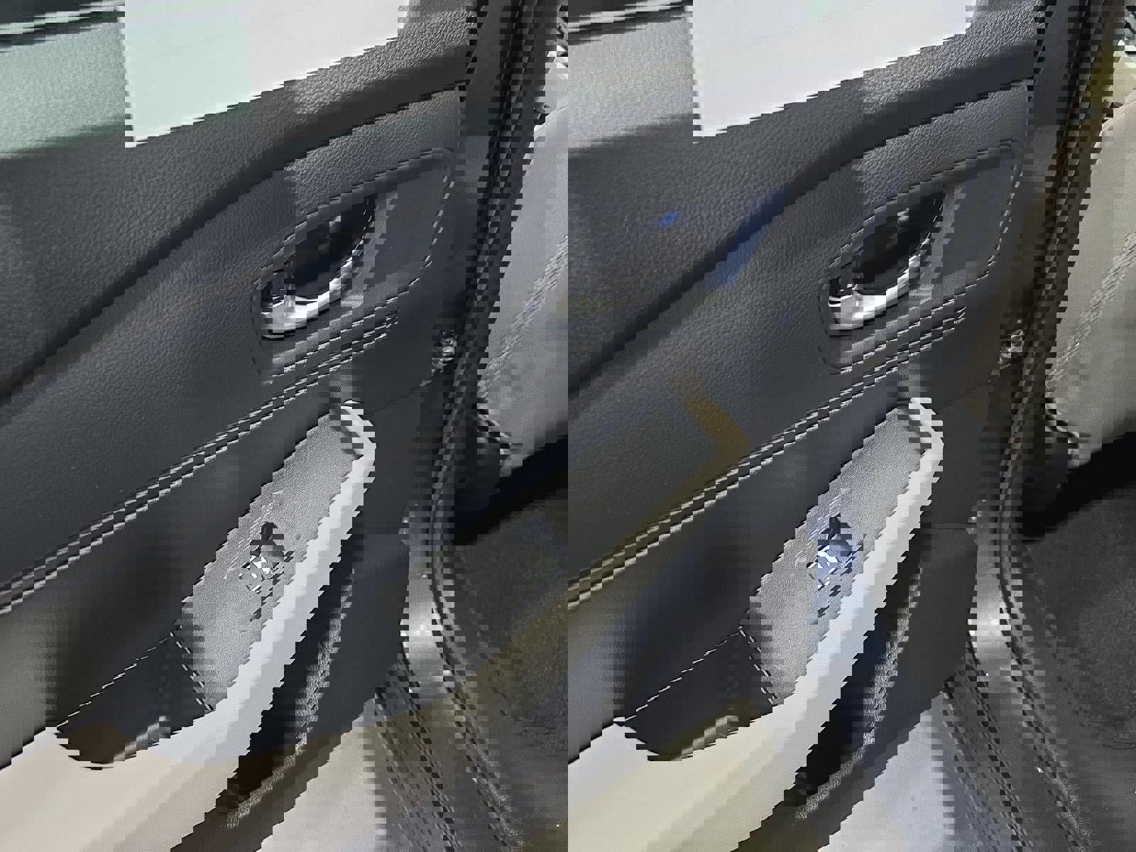 Used 2025 Honda Accord LX image 19