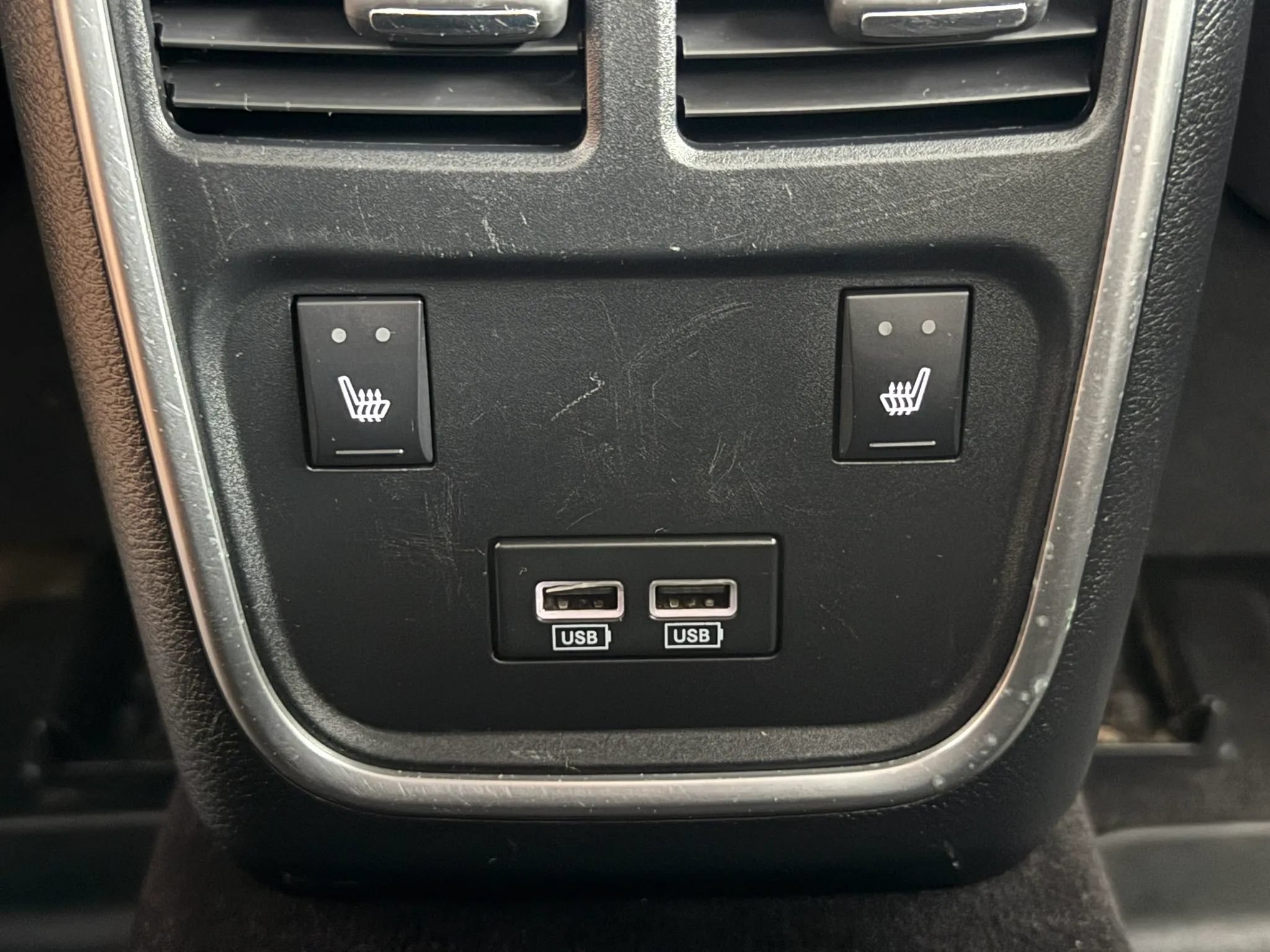 Used 2018 Dodge Charger GT AWD/4WD image 32