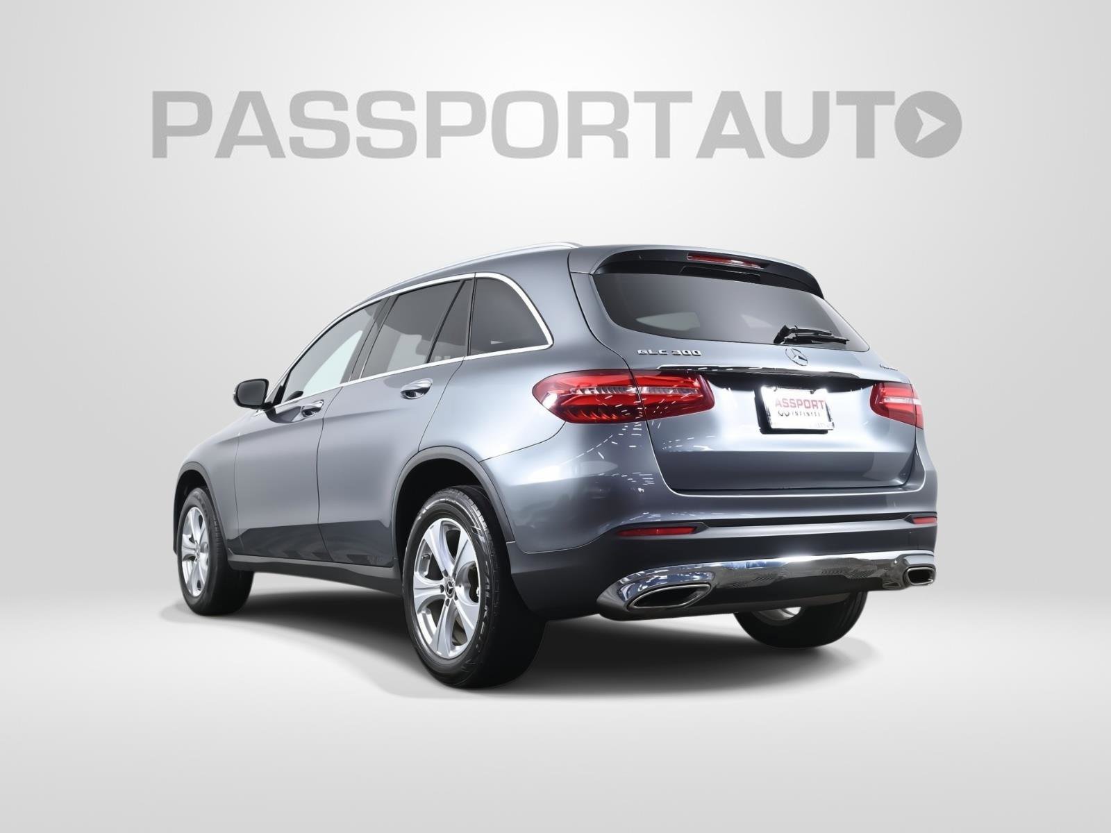 Used 2018 Mercedes-Benz GLC 300 4MATIC image 5