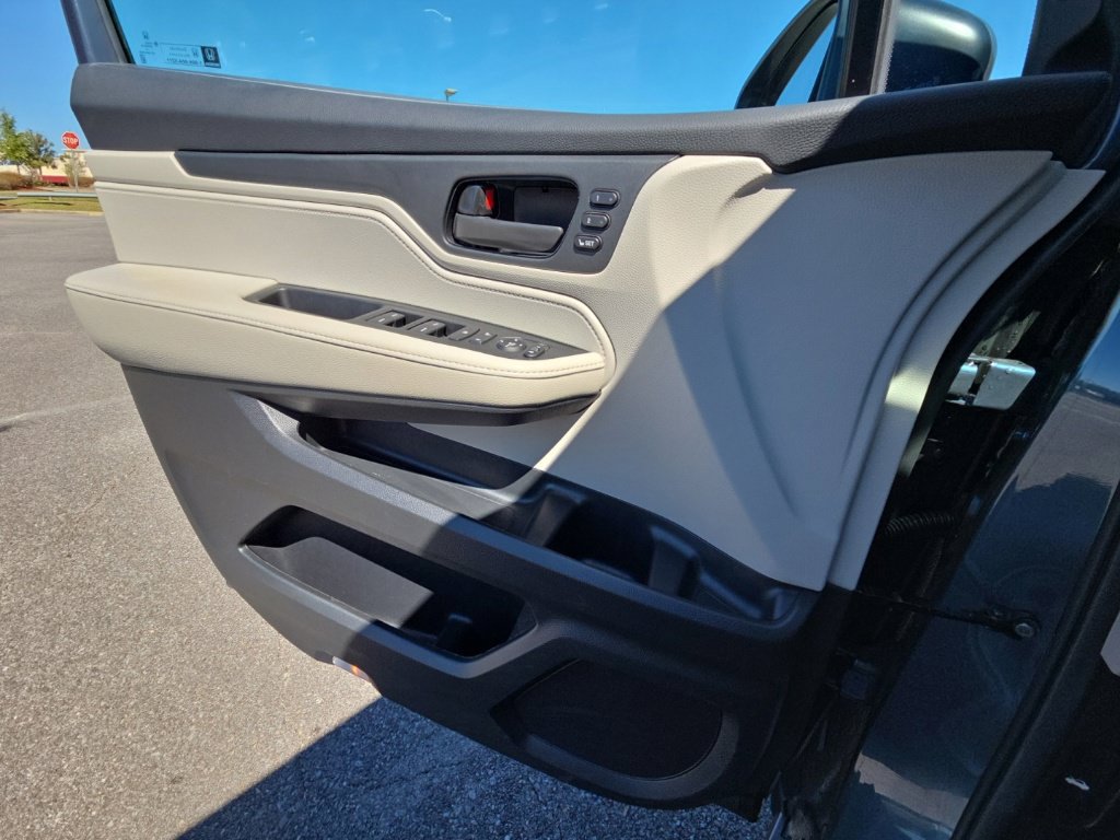 Used 2025 Honda Odyssey EX-L image 28