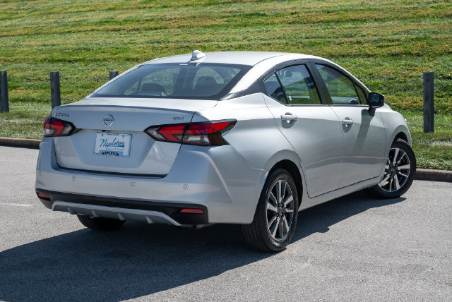 Certified 2025 Nissan Versa SV FWD image 32