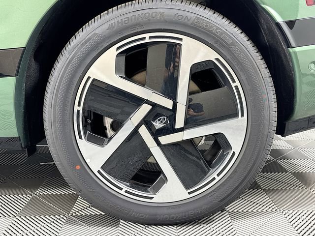 New 2026 Hyundai Ioniq 9 Calligraphy image 53