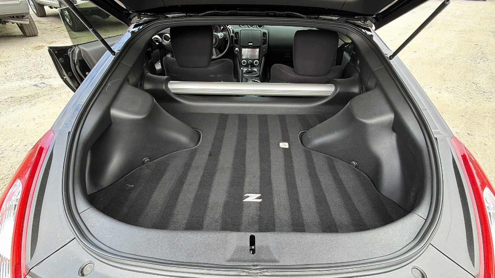 Used 2017 Nissan 370Z Coupe image 13